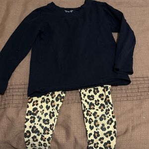 👶🏻5/$16 Cheetah outfit
